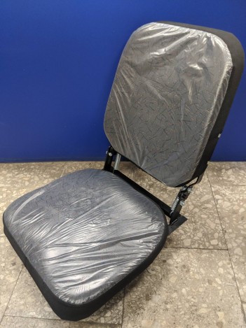 Кресло среднее складное на КАМАЗ за 5500 рублей в магазине remzapchasti.ru 5320-6831010 №17